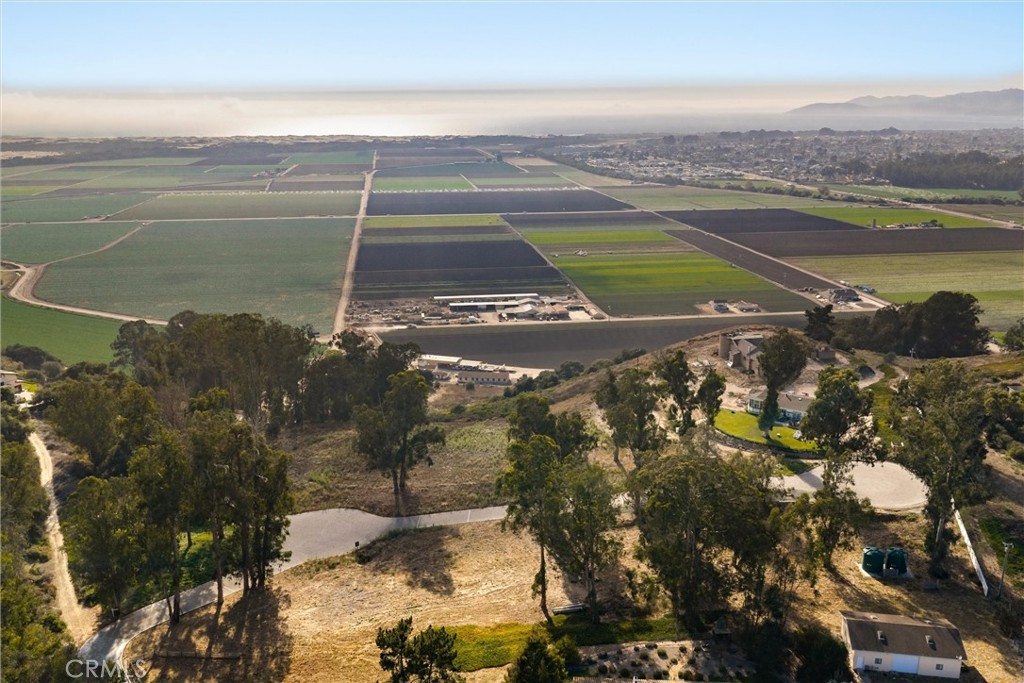4 Castle Bluff Road Arroyo Grande, CA 93420 - Photo 20 of 26 Gallery Image 20