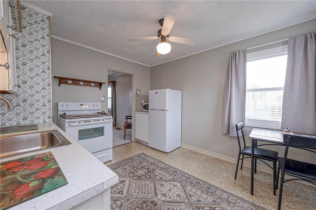 312 Spruce Street Beaver, PA 15009 - Photo 6 of 23