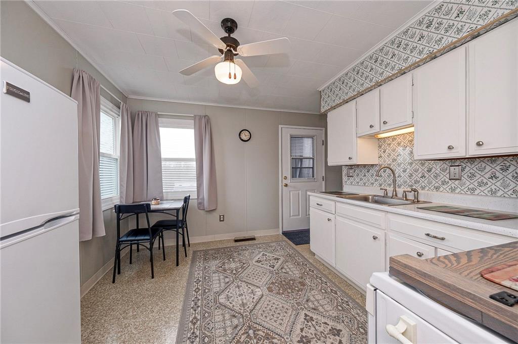 312 Spruce Street Beaver, PA 15009 - Photo 7 of 23