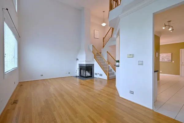 $309,900 | 920 Highgate Lane, Grayslake, IL 60030