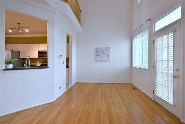 $309,900 | 920 Highgate Lane, Grayslake, IL 60030