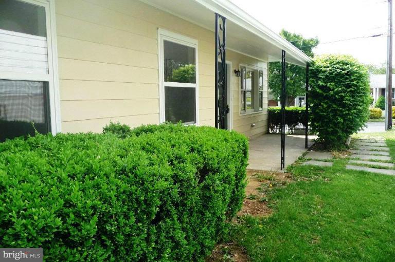 117 Spring Street Gaithersburg, MD 20877 - Photo 21 of 23 a view of backyard with garden