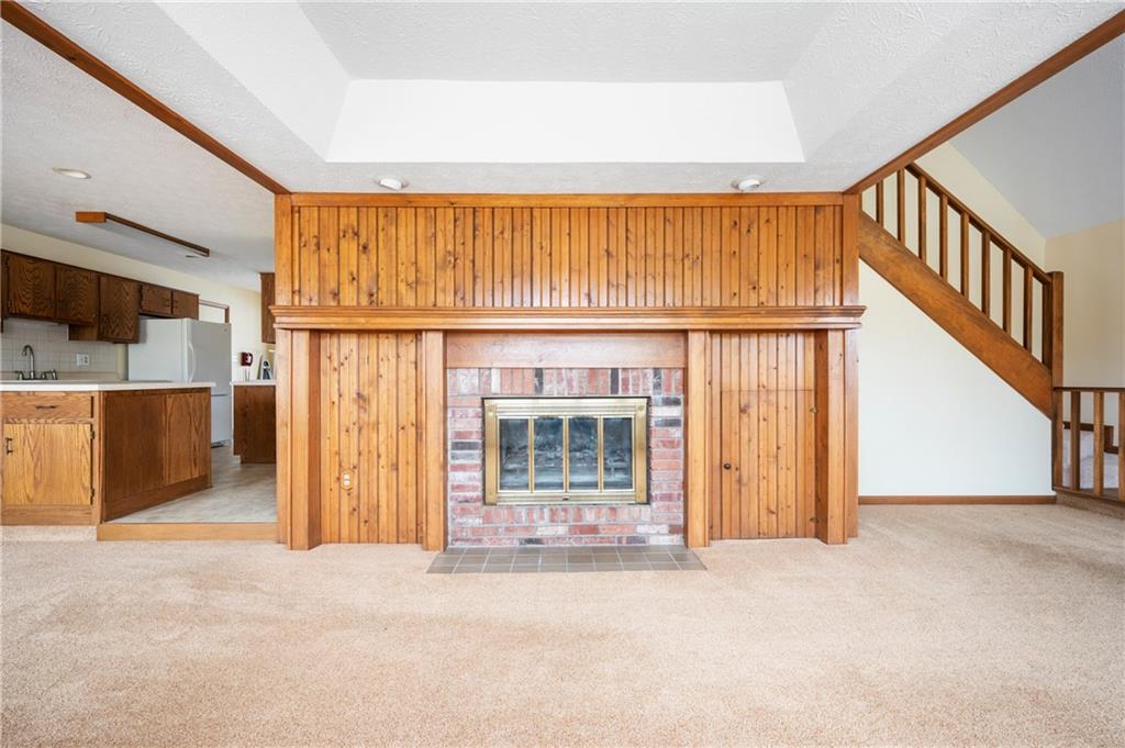 90 Rogers Road Carmel, IN 46032 - Photo 6 of 23 Gallery Image 6