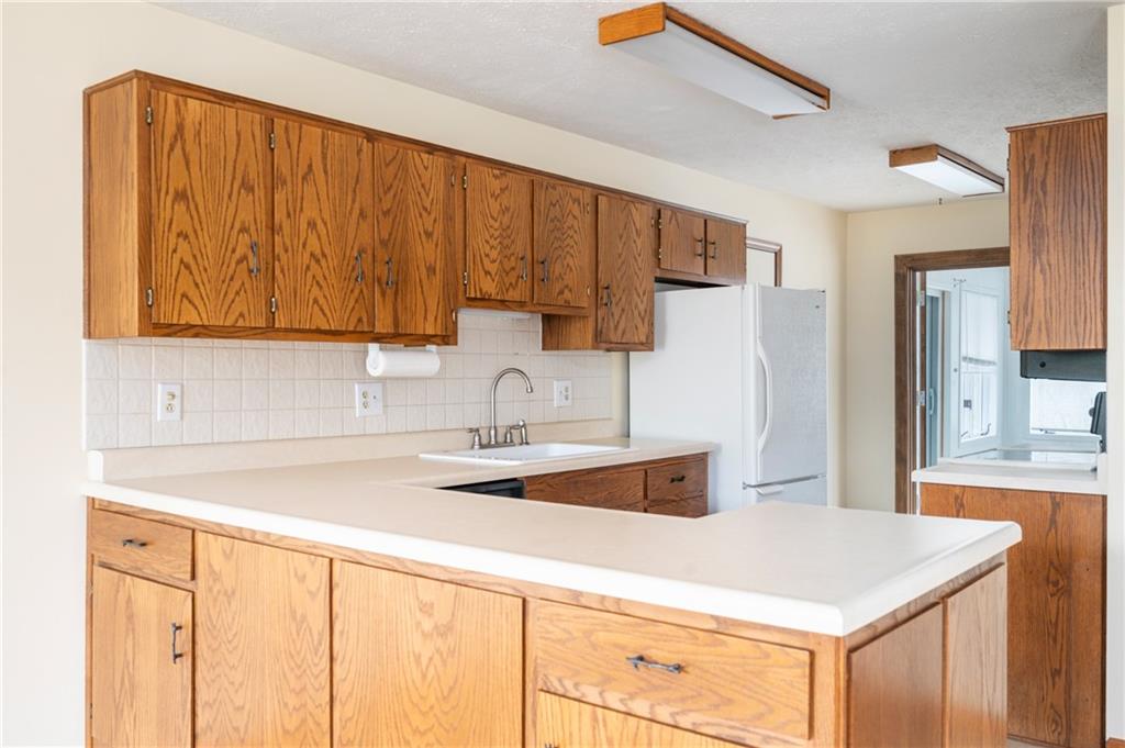 90 Rogers Road Carmel, IN 46032 - Photo 8 of 23 Gallery Image 8