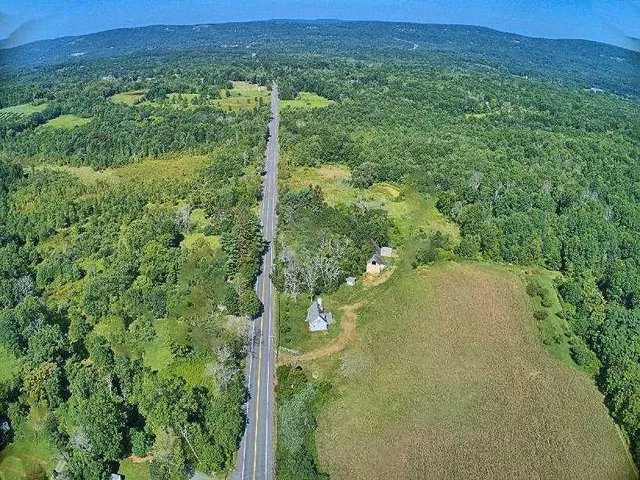 a view of a green field with lots of green space
