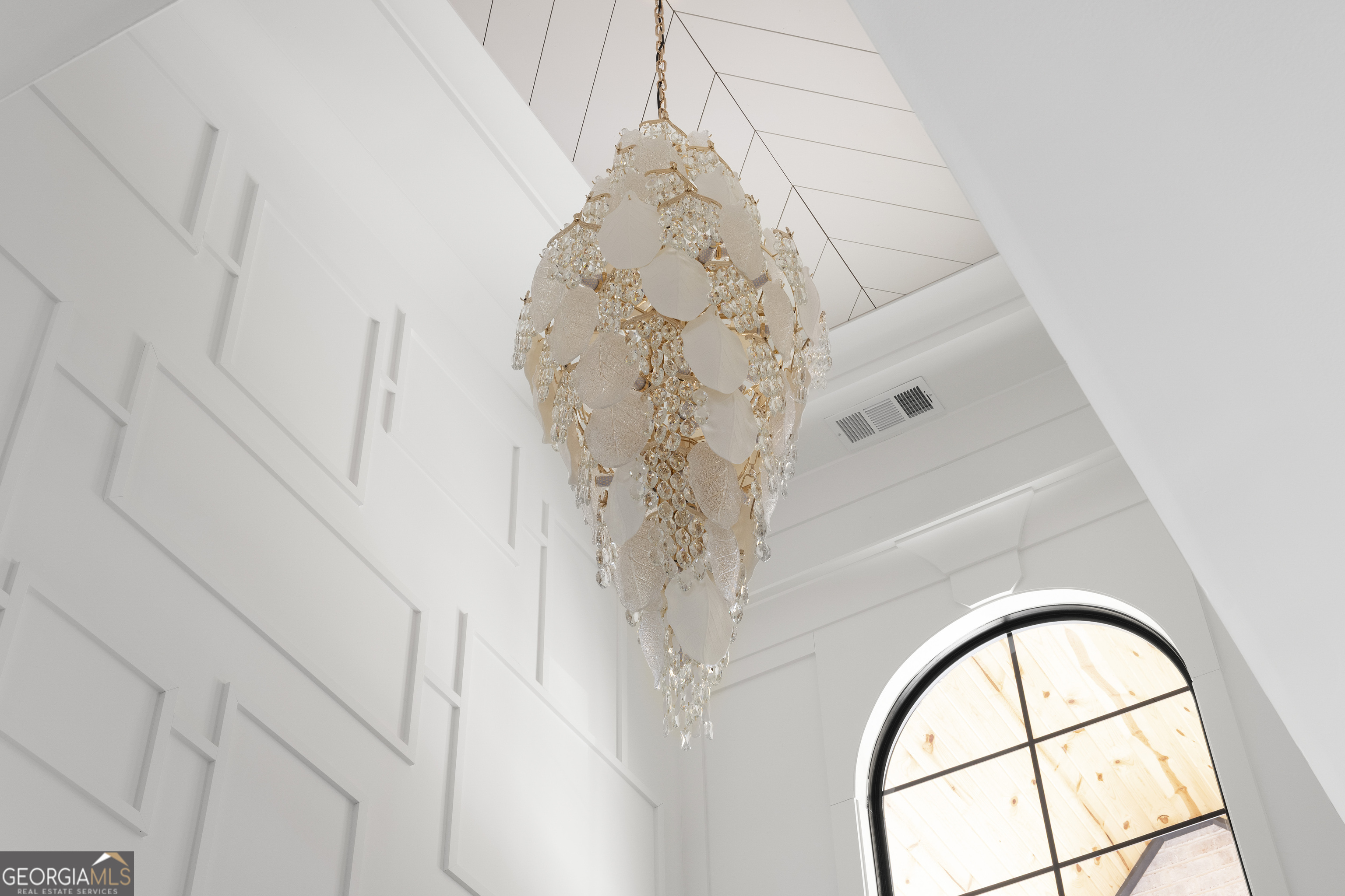 3235 Smithtown Road Suwanee, GA 30024 - Photo 9 of 119