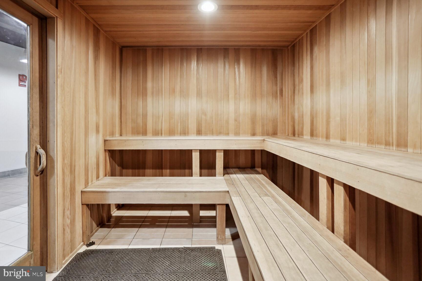 1121 Arlington Boulevard, Unit 620 Arlington, VA 22209 - Photo 32 of 33