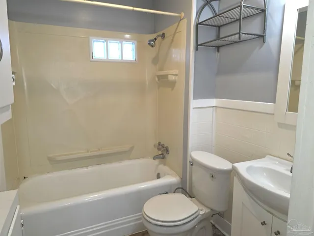 $200,000 | 1915 West Wright Street, Pensacola, FL 32502