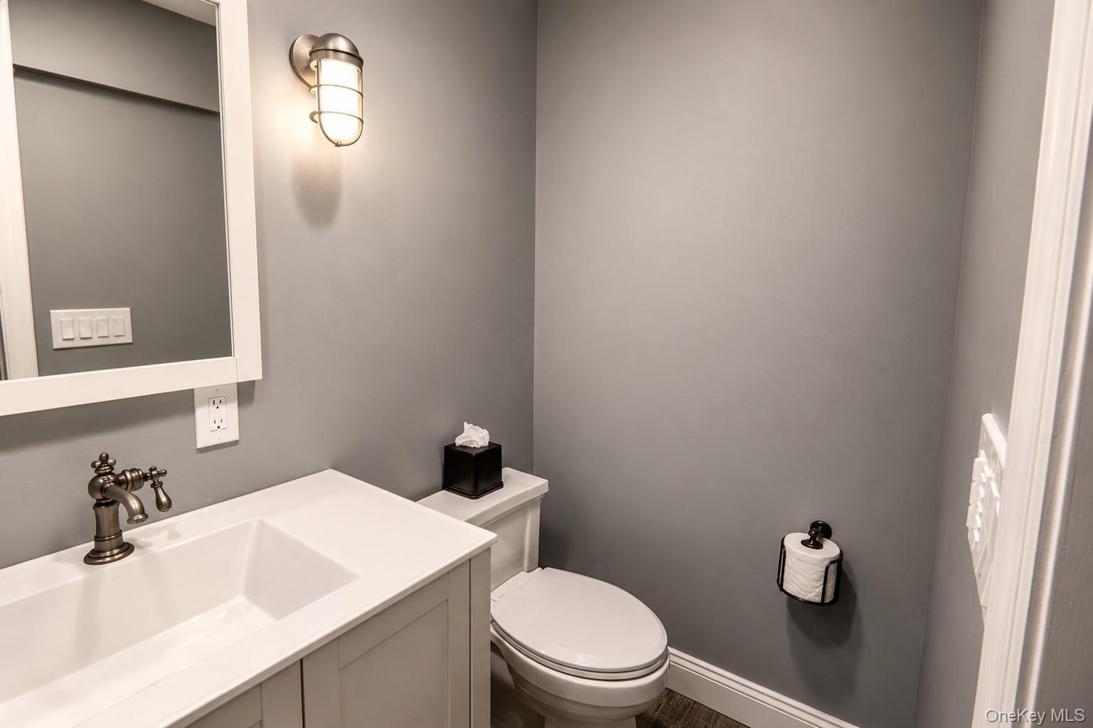 257 4th Street St. James, NY 11780 - Photo 28 of 36