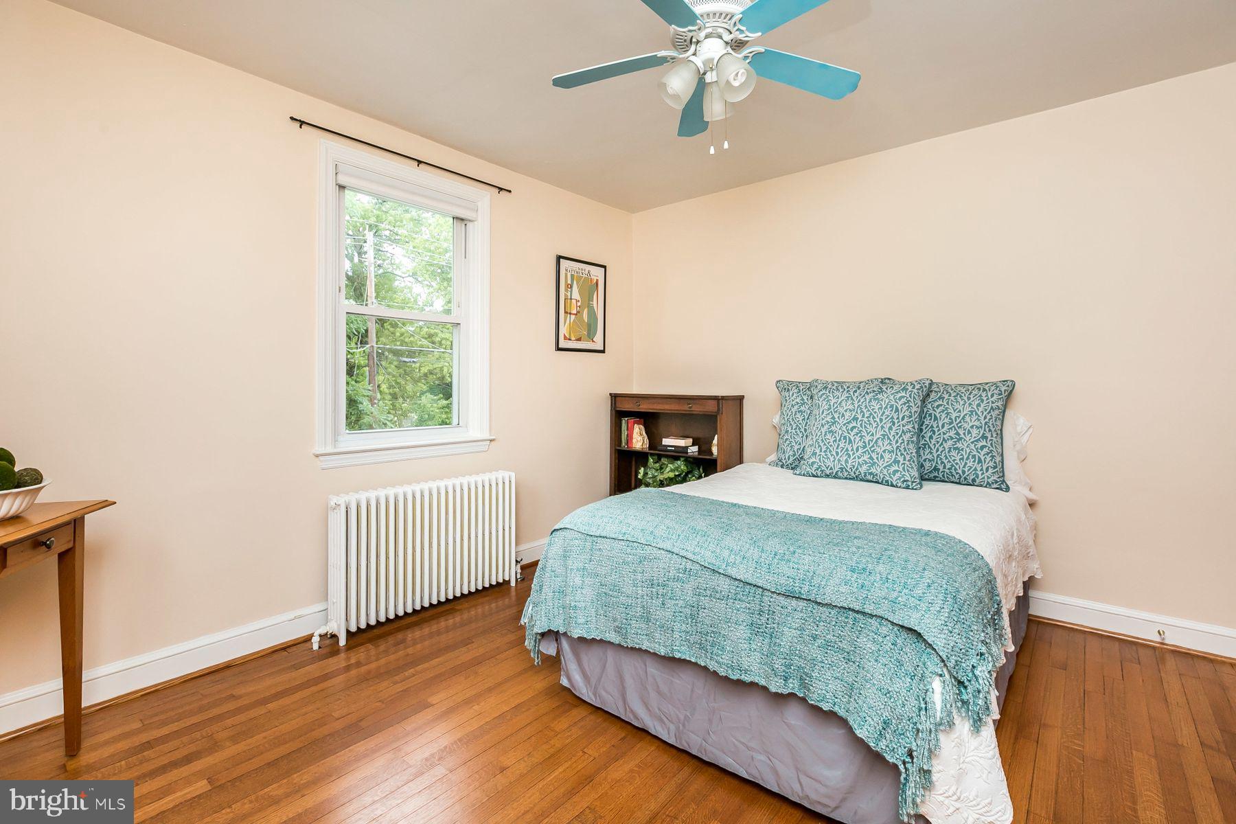816 Warwick Road Baltimore, MD 21229 - Photo 28 of 44 Bedroom w/hardwood floors & ceiling fan