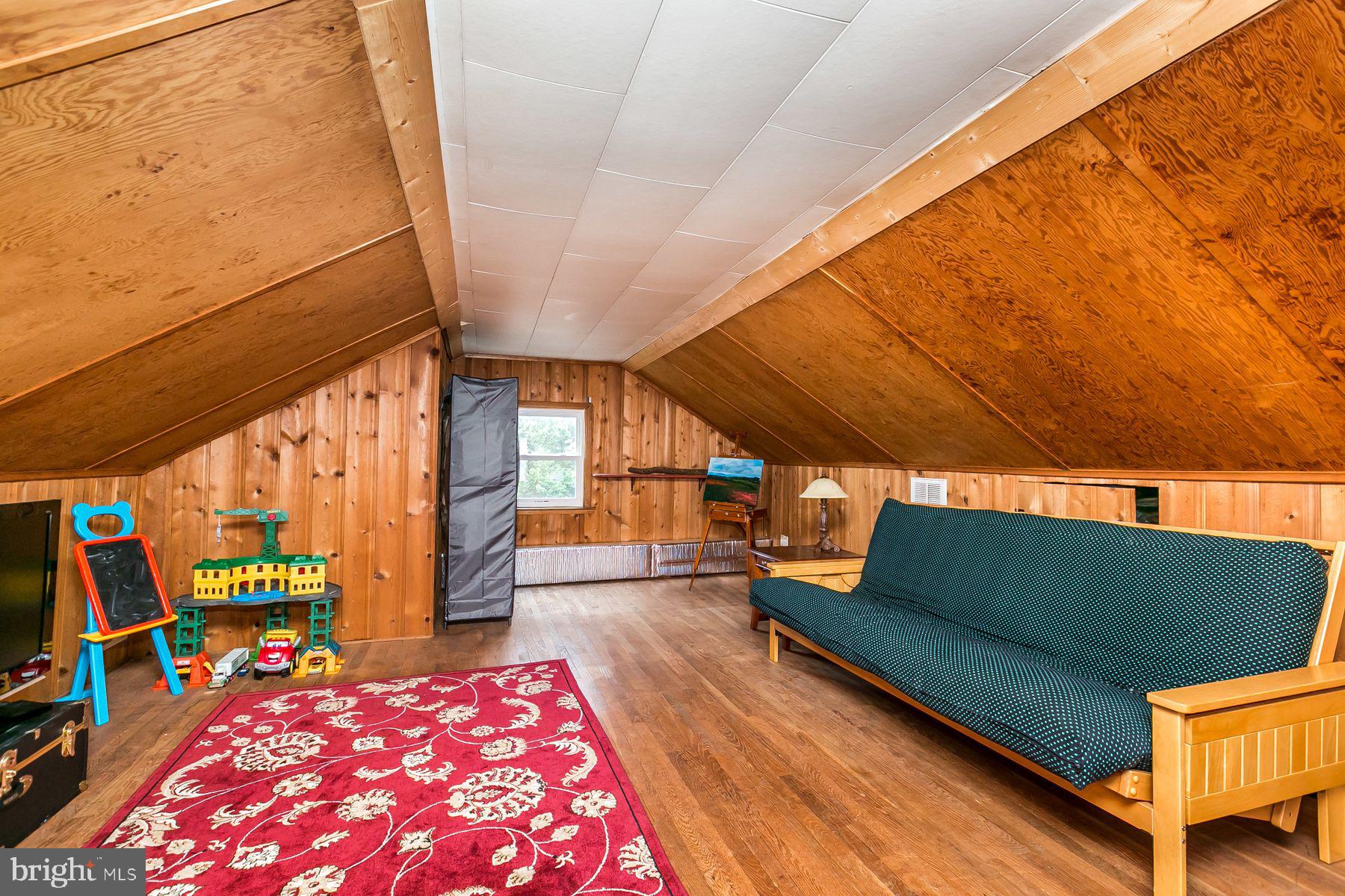 816 Warwick Road Baltimore, MD 21229 - Photo 33 of 44 Finished attic space