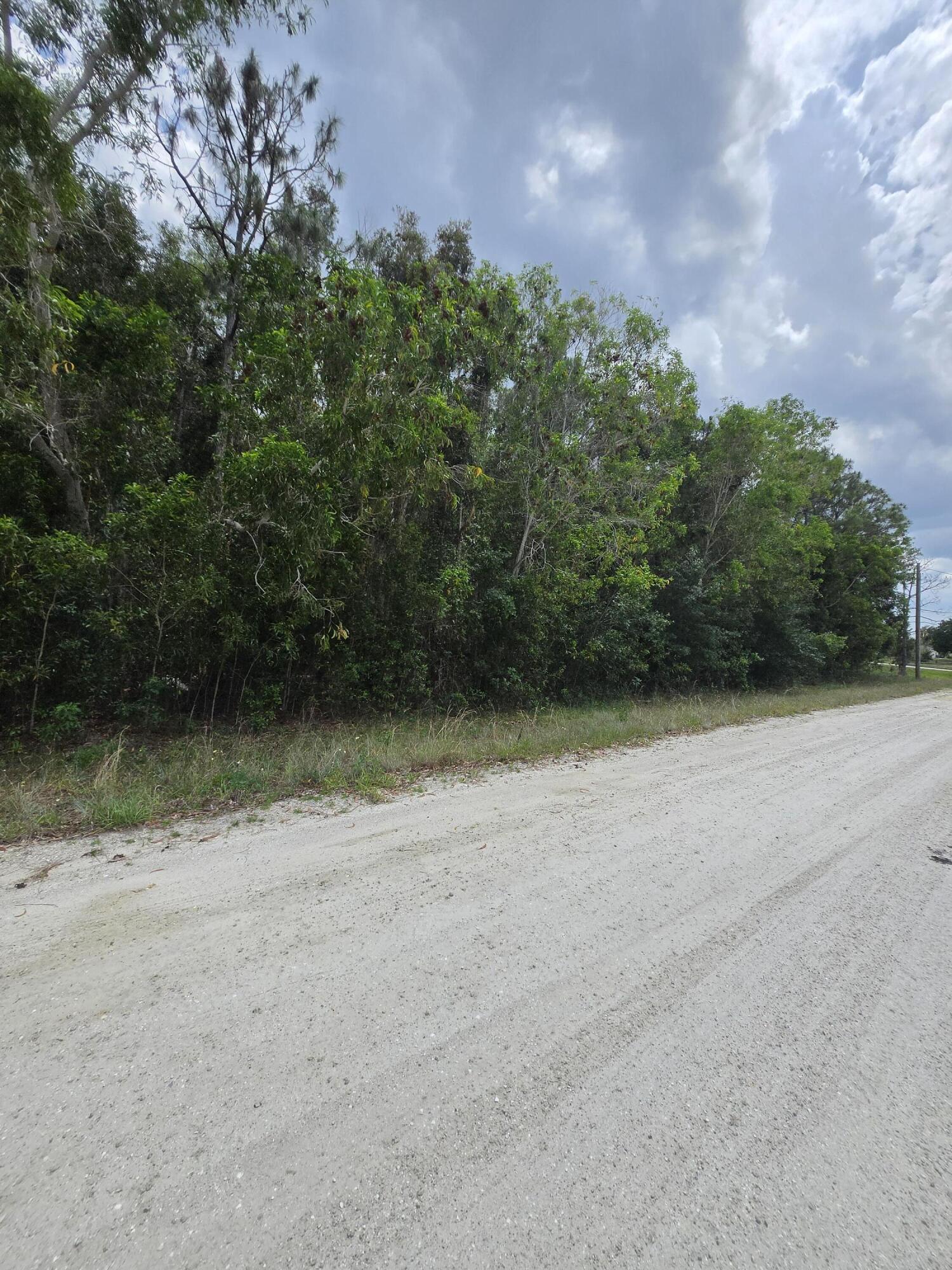 42 42nd Road North Loxahatchee, FL 33470 - Photo 10 of 11 20260511_144932