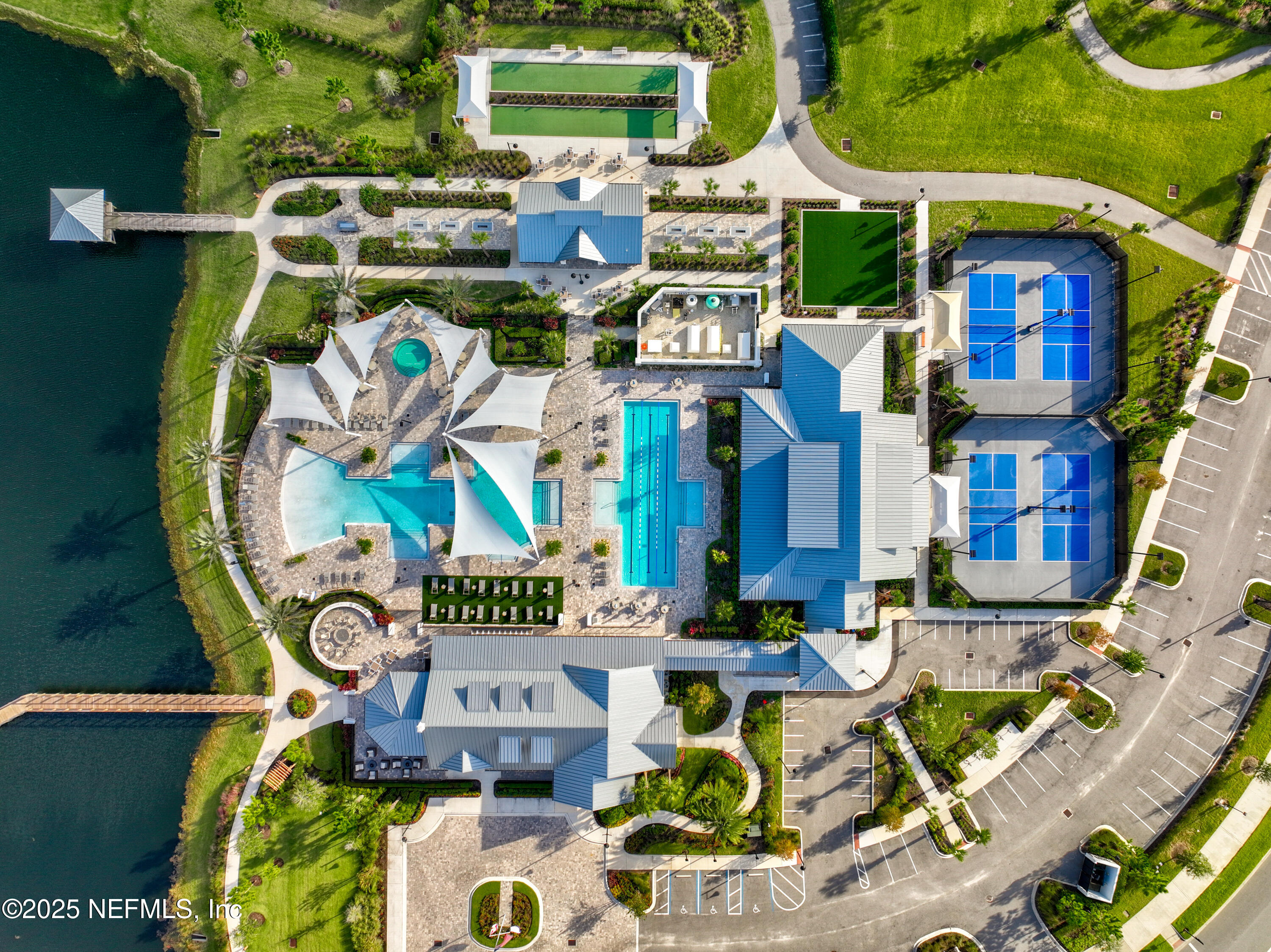 44 Pinellas Way St. Johns, FL 32259 - Photo 32 of 51 a front view of multiple house