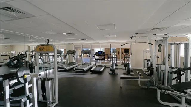 $2,600 | 117 Northwest 42nd Avenue, Unit 708, Miami, FL 33126