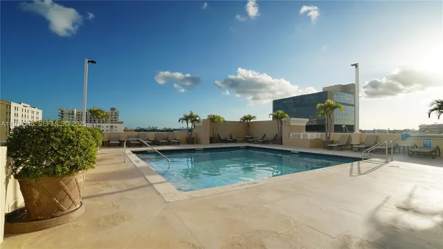 $2,600 | 117 Northwest 42nd Avenue, Unit 708, Miami, FL 33126