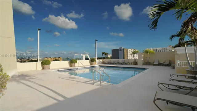 $2,600 | 117 Northwest 42nd Avenue, Unit 708, Miami, FL 33126