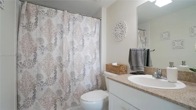 $2,600 | 117 Northwest 42nd Avenue, Unit 708, Miami, FL 33126