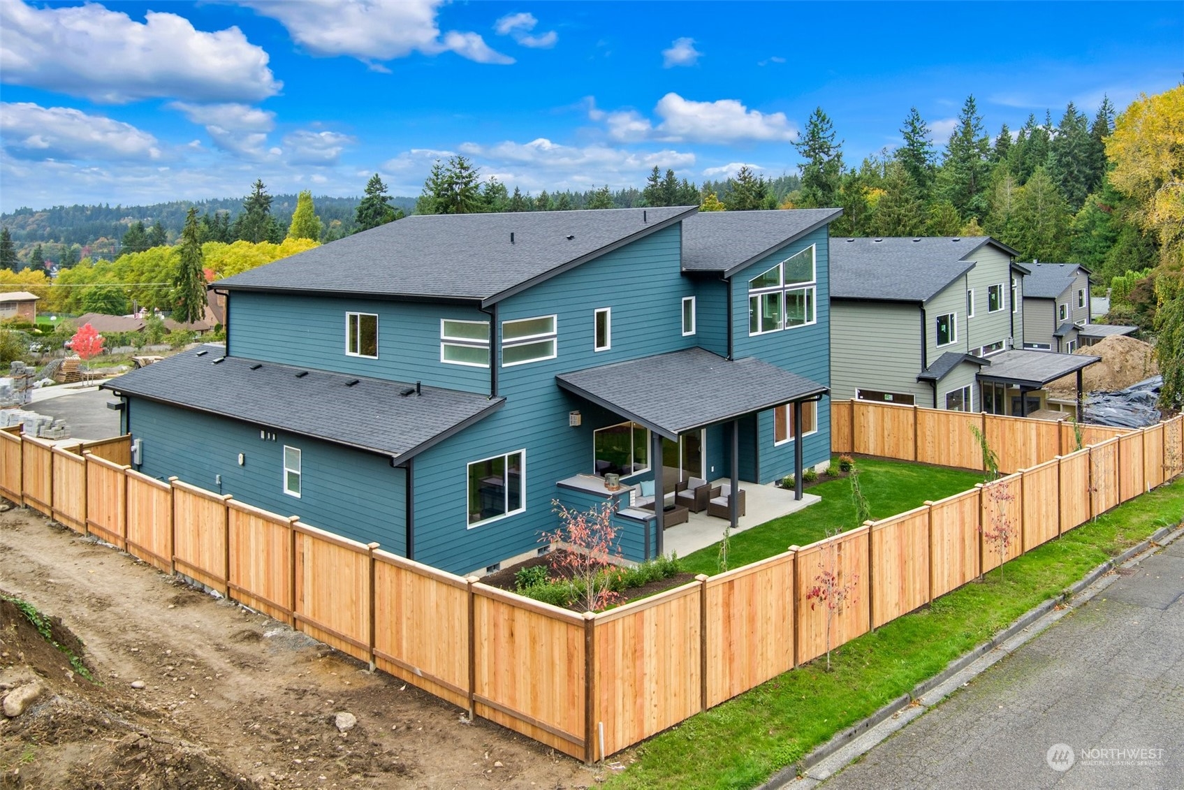10040 Northeast 196th Street Bothell, WA 98011 - Photo 36 of 40 Gallery Image 36