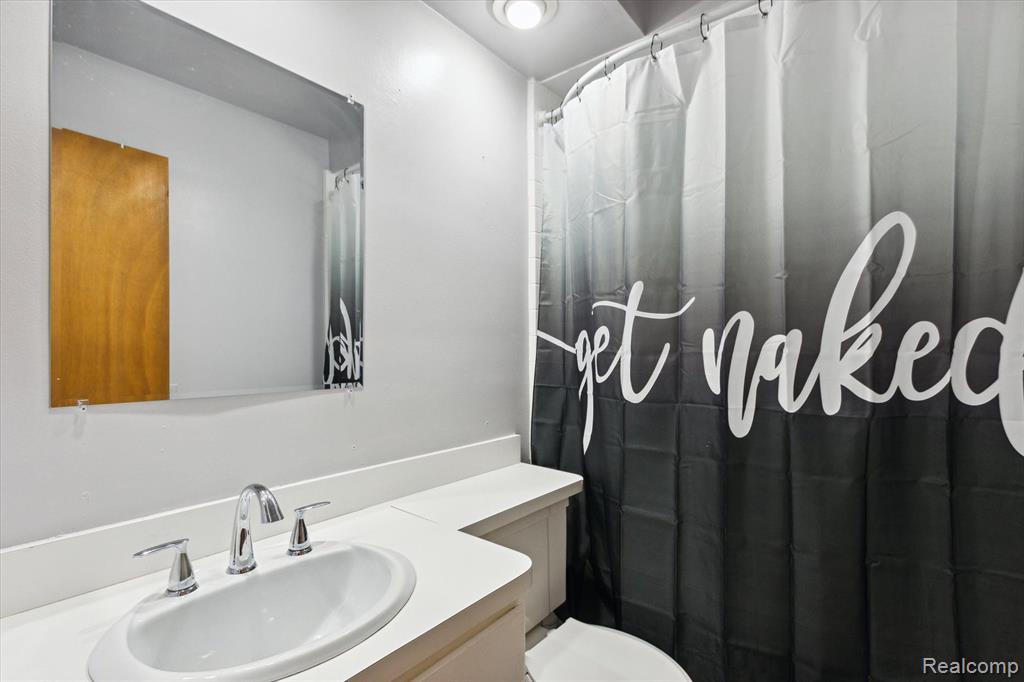 31343 Rosenbusch Drive Warren, MI 48088 - Photo 16 of 37 Gallery Image 16