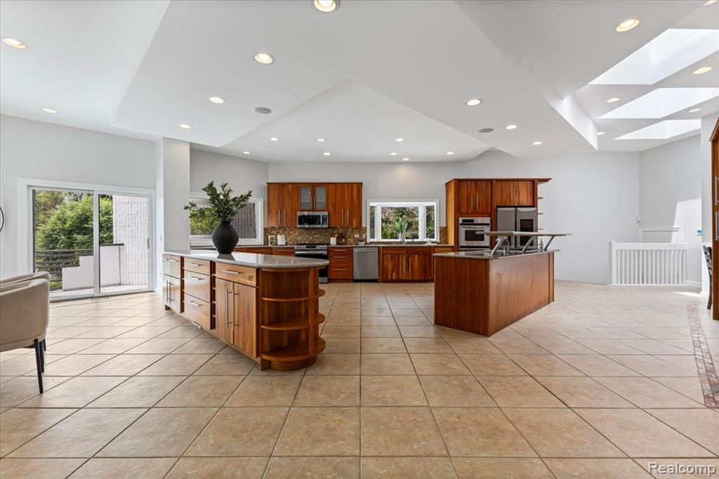 3440 Lone Pine Road West Bloomfield, MI 48323 - Photo 15 of 83
