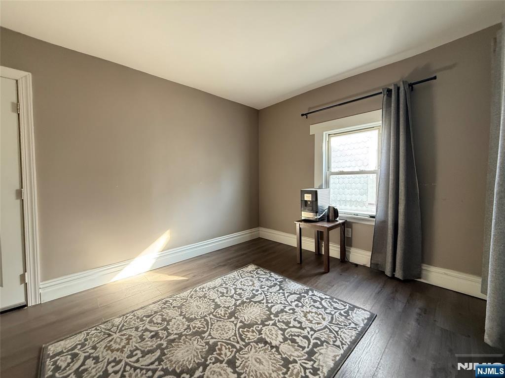 162 Sylvan Street Rutherford, NJ 07070 - Photo 26 of 37