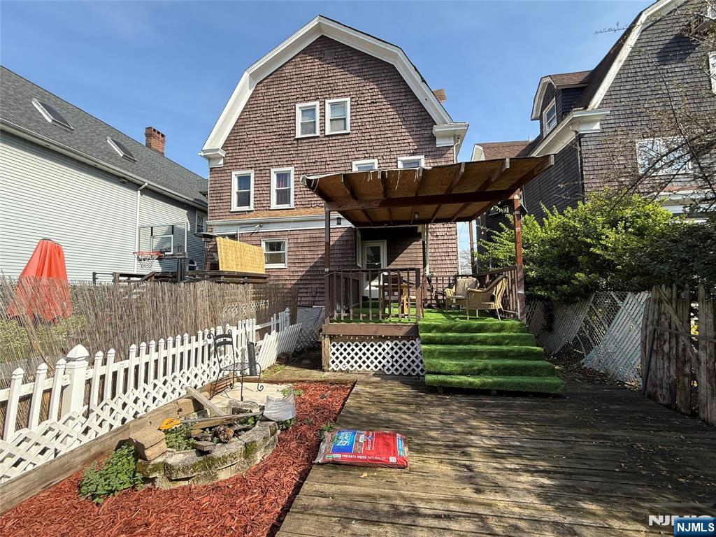 162 Sylvan Street Rutherford, NJ 07070 - Photo 34 of 37