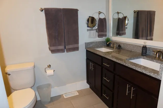 $5,000 | 4802 B Illinois Avenue, Nashville, TN 37209