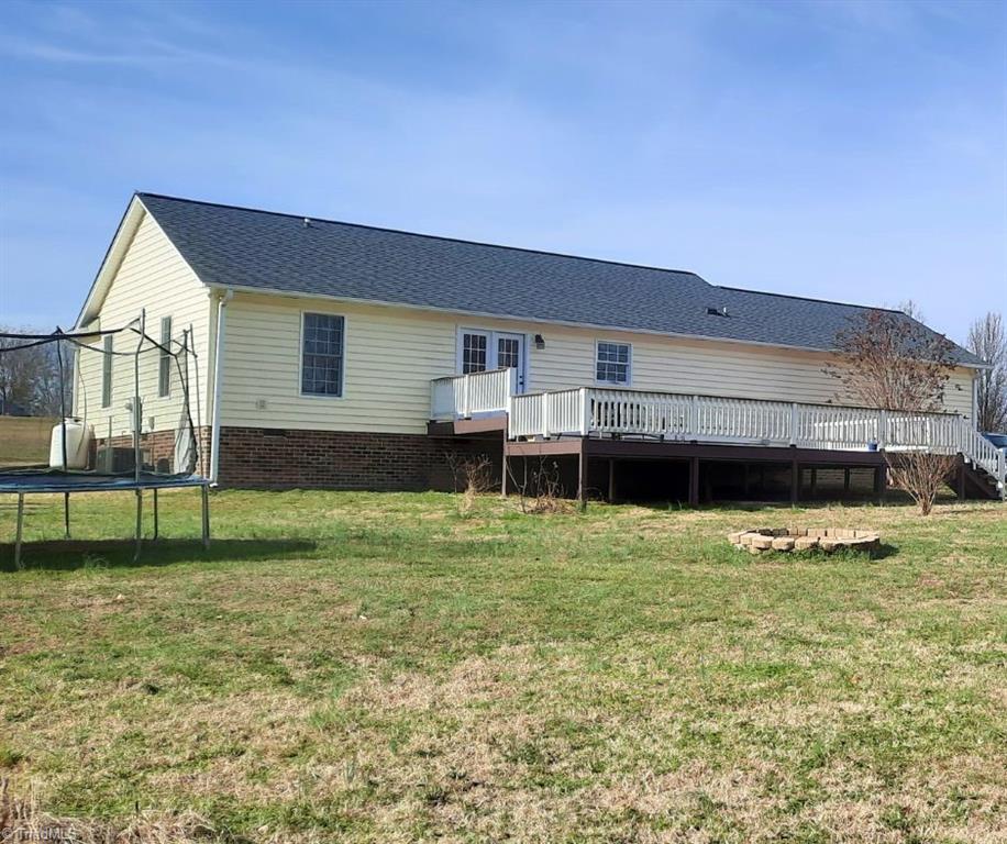 134 Collin Drive Roxboro, NC 27574 - Photo 4 of 33 Gallery Image 4