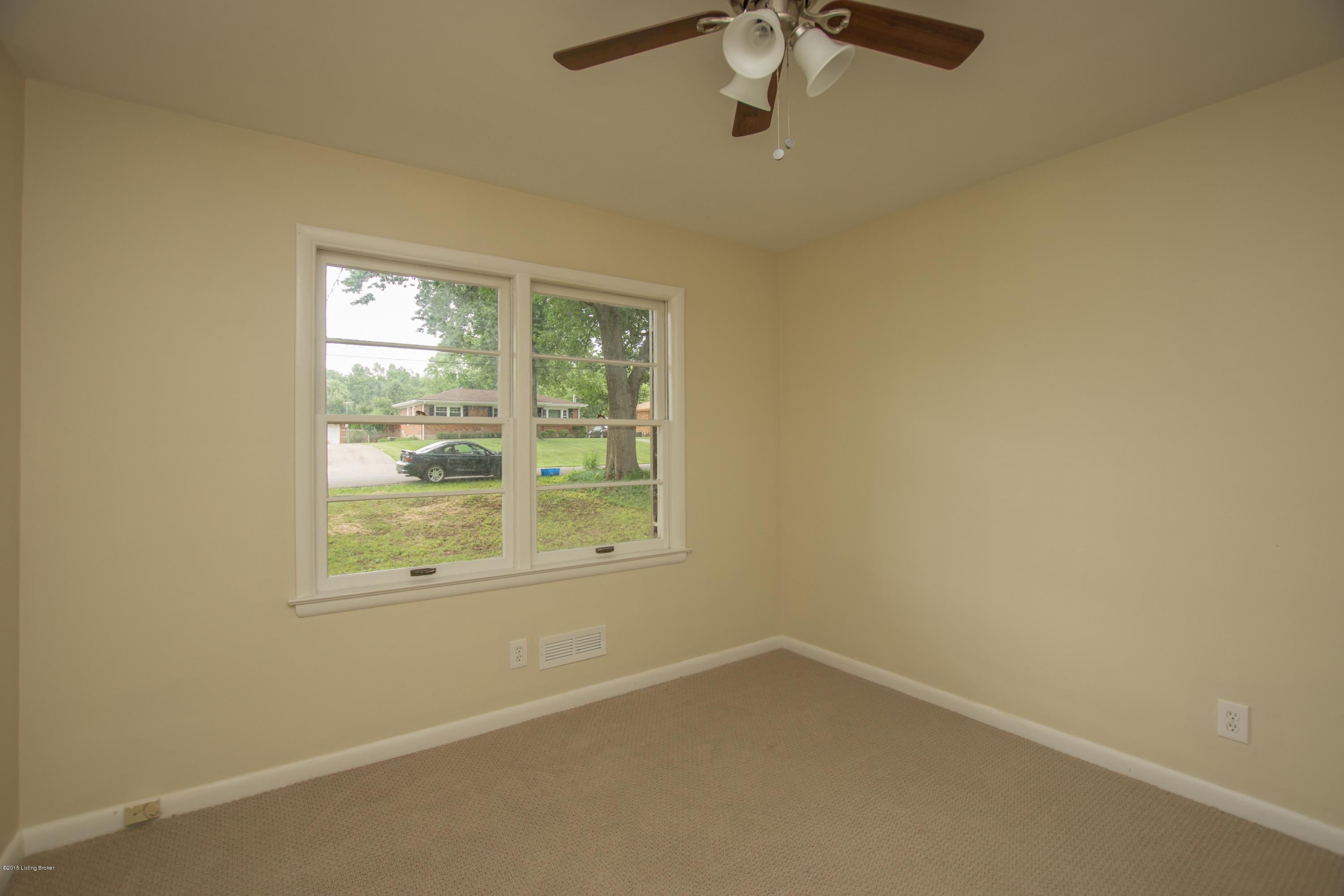 8706 Waltlee Road Louisville, KY 40291 - Photo 54 of 61 Master 2