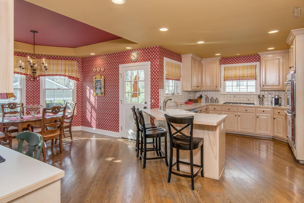 4337 Sneed Road Nashville, TN 37215 - Photo 5 of 22