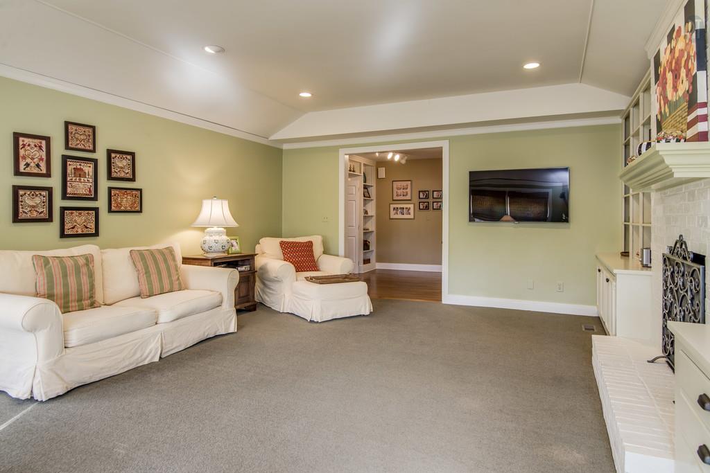 4337 Sneed Road Nashville, TN 37215 - Photo 10 of 22