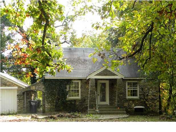 519 La Grange Road Pewee Valley, KY 40056 - Photo 1 of 15 Primary Photo