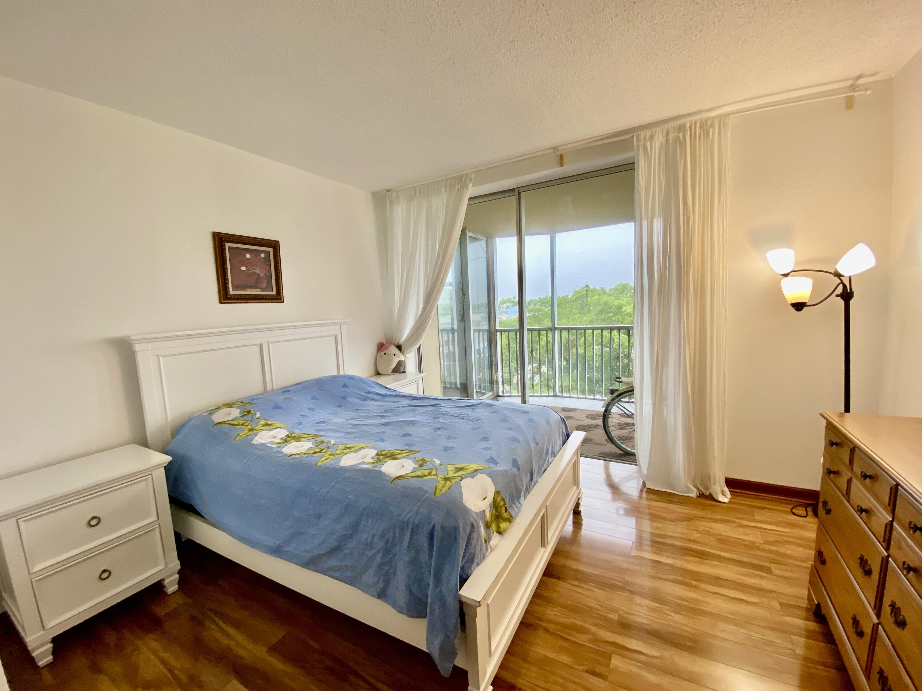 1750 Northeast 191st Street, Unit 600 Miami, FL 33179 - Photo 34 of 43 Bed #2