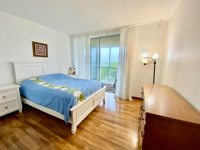 $2,550 | 1750 Northeast 191st Street, Unit 600, Miami, FL 33179