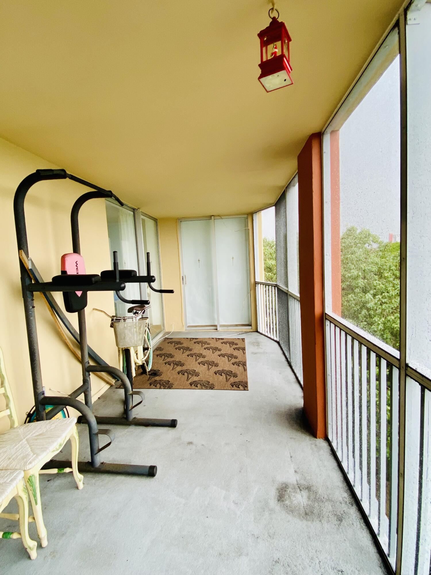 1750 Northeast 191st Street, Unit 600 Miami, FL 33179 - Photo 41 of 43 balcony