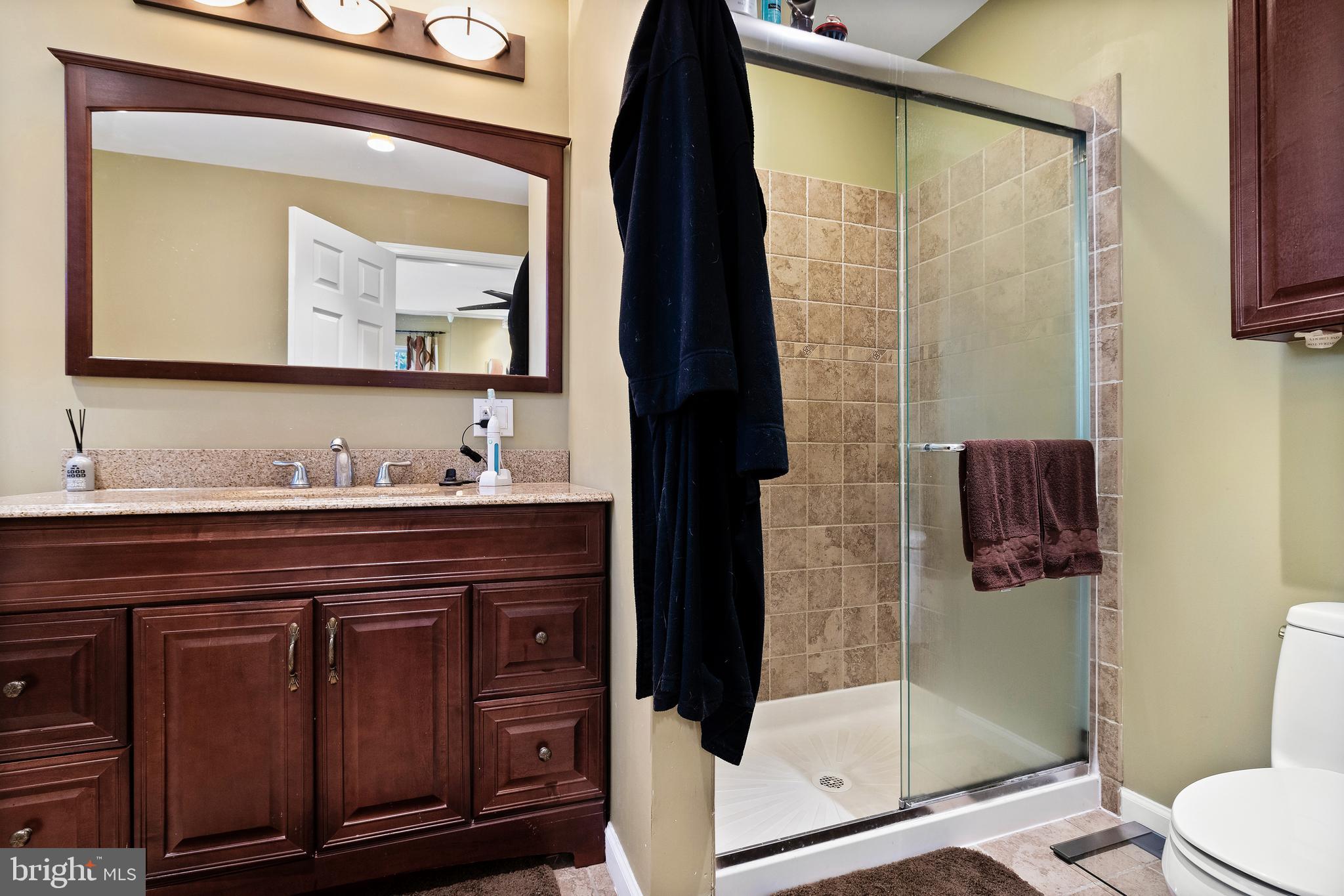 339 Creek Road Delran, NJ 08075 - Photo 23 of 53 Primary Bathroom