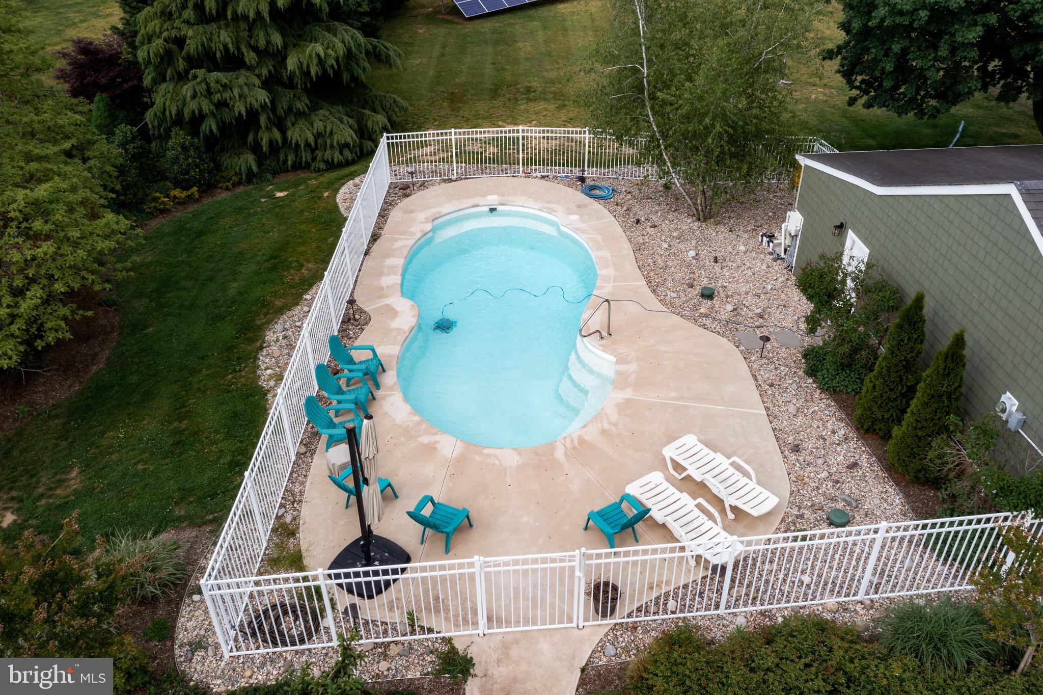 339 Creek Road Delran, NJ 08075 - Photo 37 of 53 Ariel View of Pool