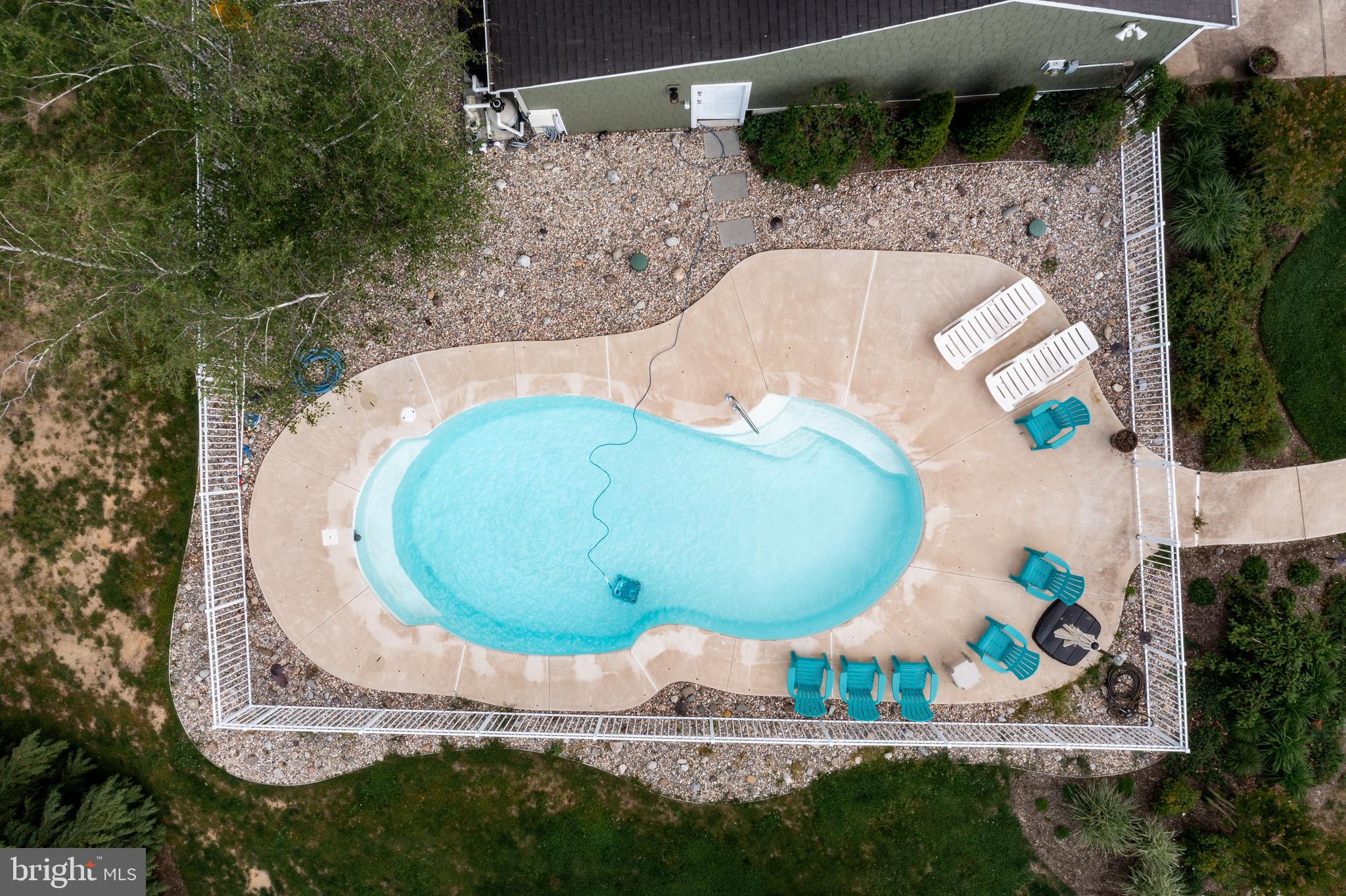339 Creek Road Delran, NJ 08075 - Photo 38 of 53 Ariel View of Pool