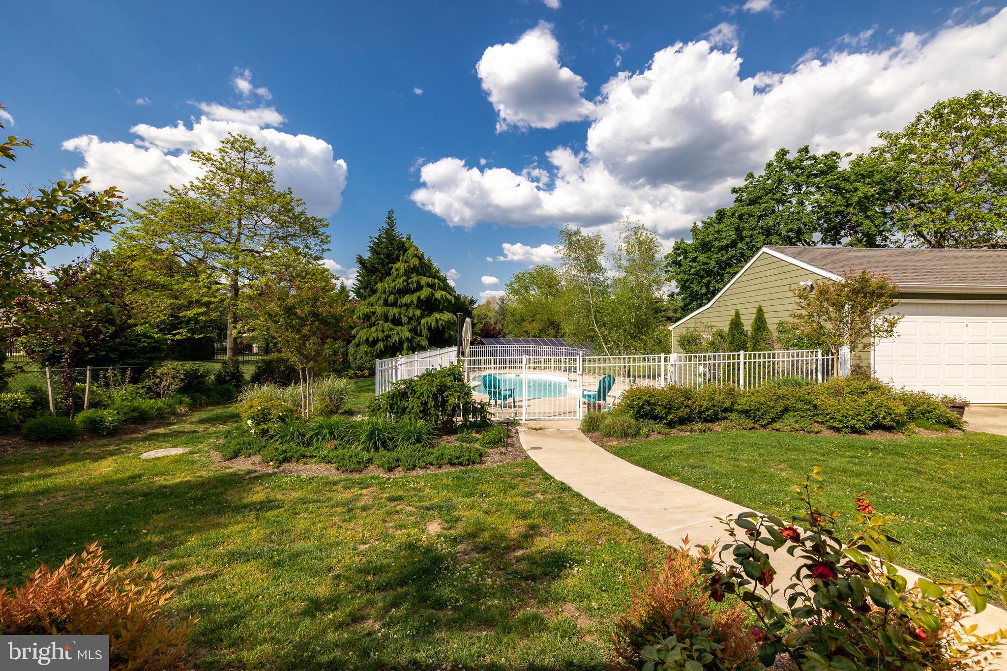 339 Creek Road Delran, NJ 08075 - Photo 40 of 53 Bakyard