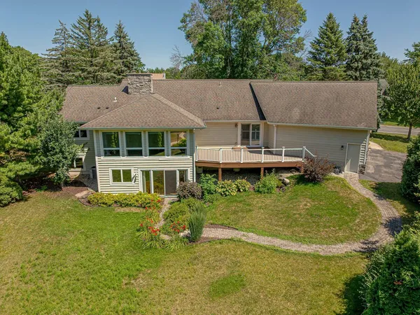 $819,900 | 5941 Woods Edge Road, Fitchburg, WI 53711