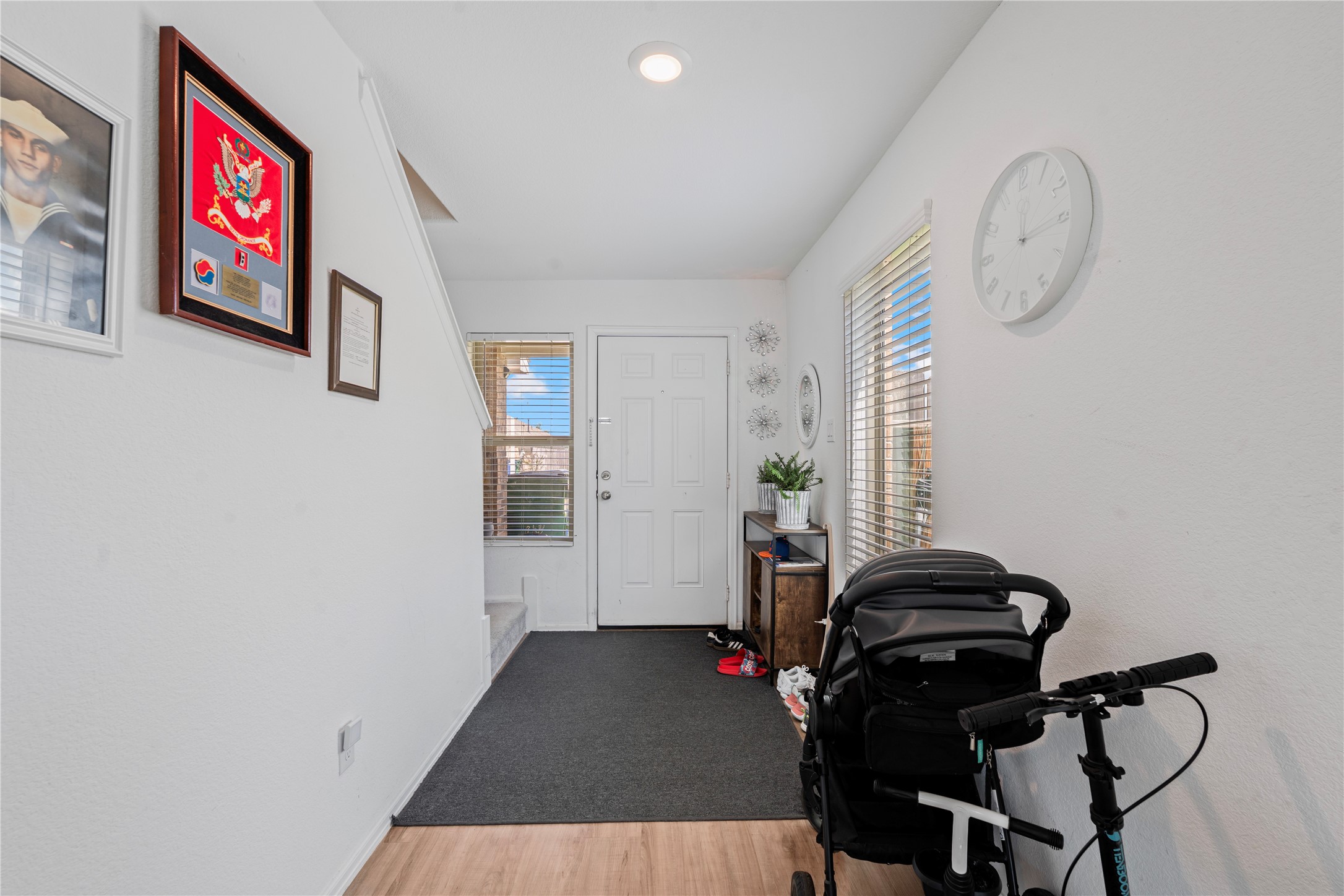 215 Bennett Street Angleton, TX 77515 - Photo 6 of 25 Gallery Image 6