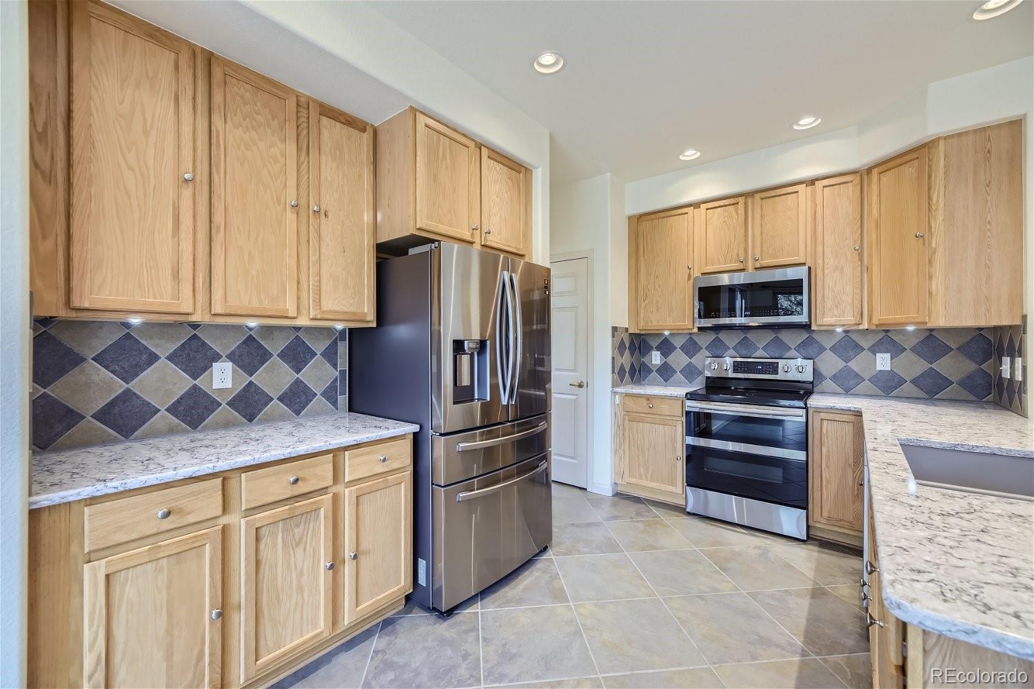 9718 Fallen Rock Road Conifer, CO 80433 - Photo 11 of 49 Gallery Image 11