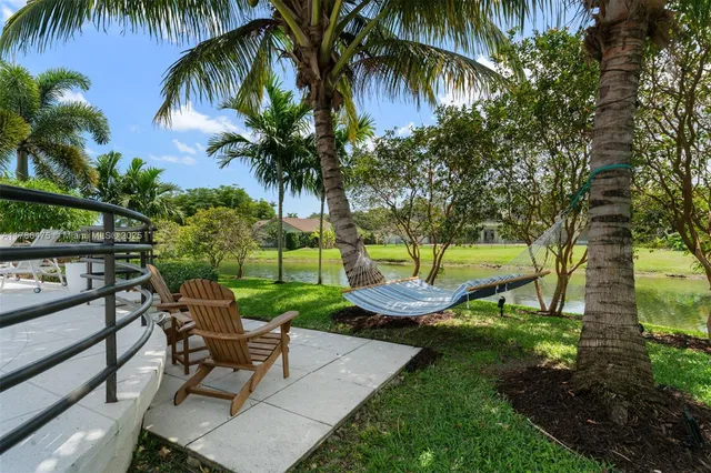 $2,750,000 | 8820 Southwest 104th Street, Miami, FL 33176