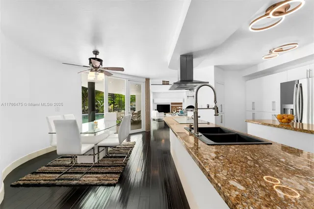 $2,750,000 | 8820 Southwest 104th Street, Miami, FL 33176