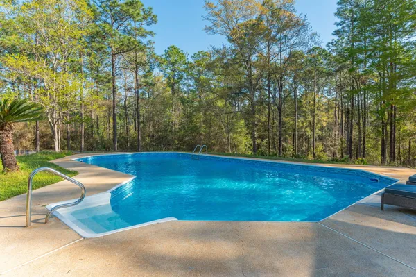 $525,000 | 2787 Lake Silver Road, Crestview, FL 32536