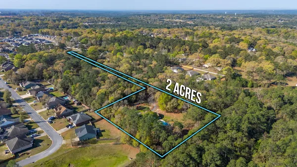 $525,000 | 2787 Lake Silver Road, Crestview, FL 32536