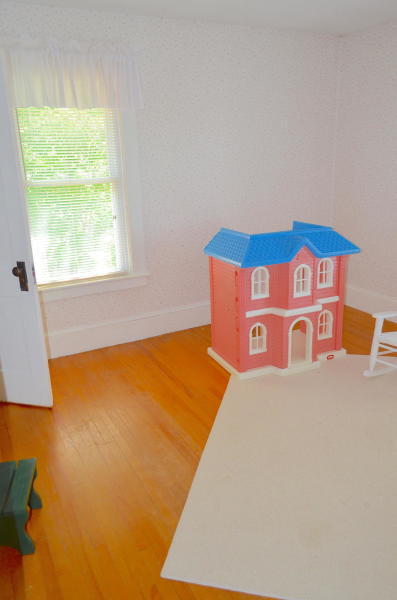 268 State Street Presque Isle, ME 04769 - Photo 11 of 21 bed