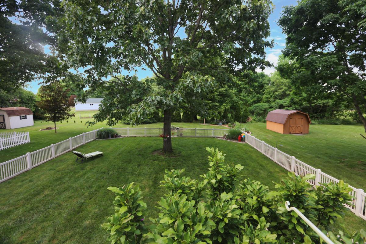 22565 Cornish Road Howard, OH 43028 - Photo 4 of 36 Gallery Image 4