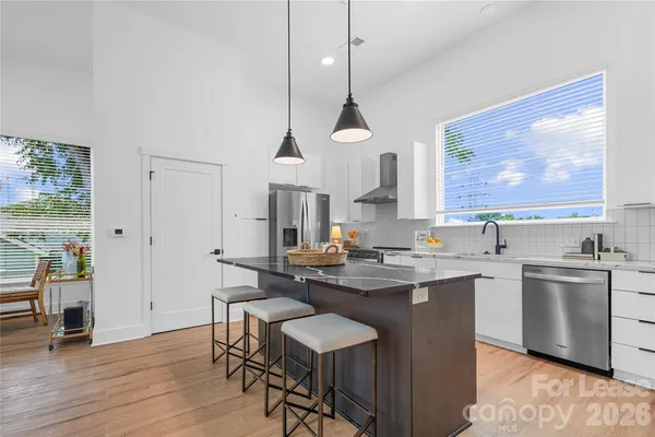 $3,150 | 411 Charles Avenue, Unit 16, Charlotte, NC 28205