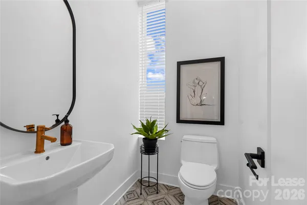 $3,150 | 411 Charles Avenue, Unit 16, Charlotte, NC 28205